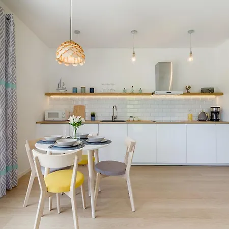 Helskie Tarasy Apartament *